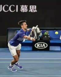  德约科维奇直落三盘，澳网八强强势晋级