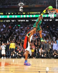  扣篮大赛惊艳全场，空中飞人演绎极致美学