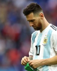  梅西领衔阿根廷勇夺世界杯冠军