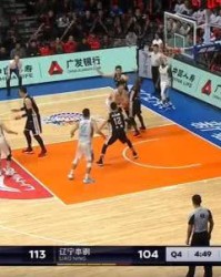  主场哨声引发争议，裁判判罚成赛后焦点