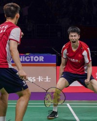  玛利亚雅典奥运冠军，伊斯坦布尔杯老将新生