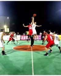  篮球装备市场火爆，球迷消费热情高涨