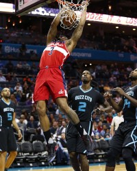  黄蜂鲍尔全面发挥战胜奇才队