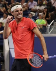  阿尔卡拉斯强势突围，新生代统治罗兰加洛斯