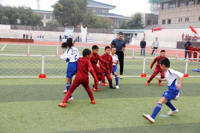  公益足球走进山区，体育精神传递温暖力量