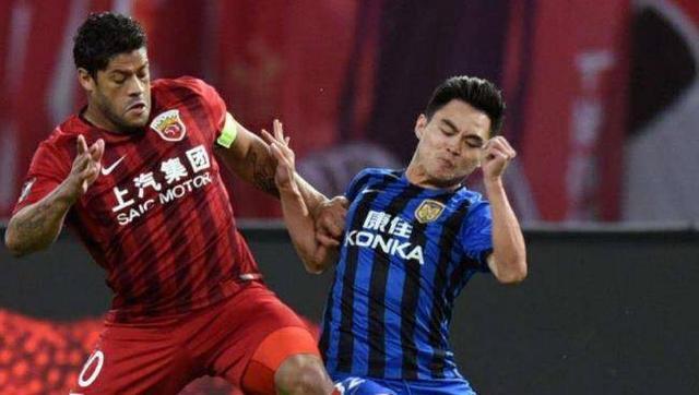  高芙青春风暴席卷赛场横扫前辈名将