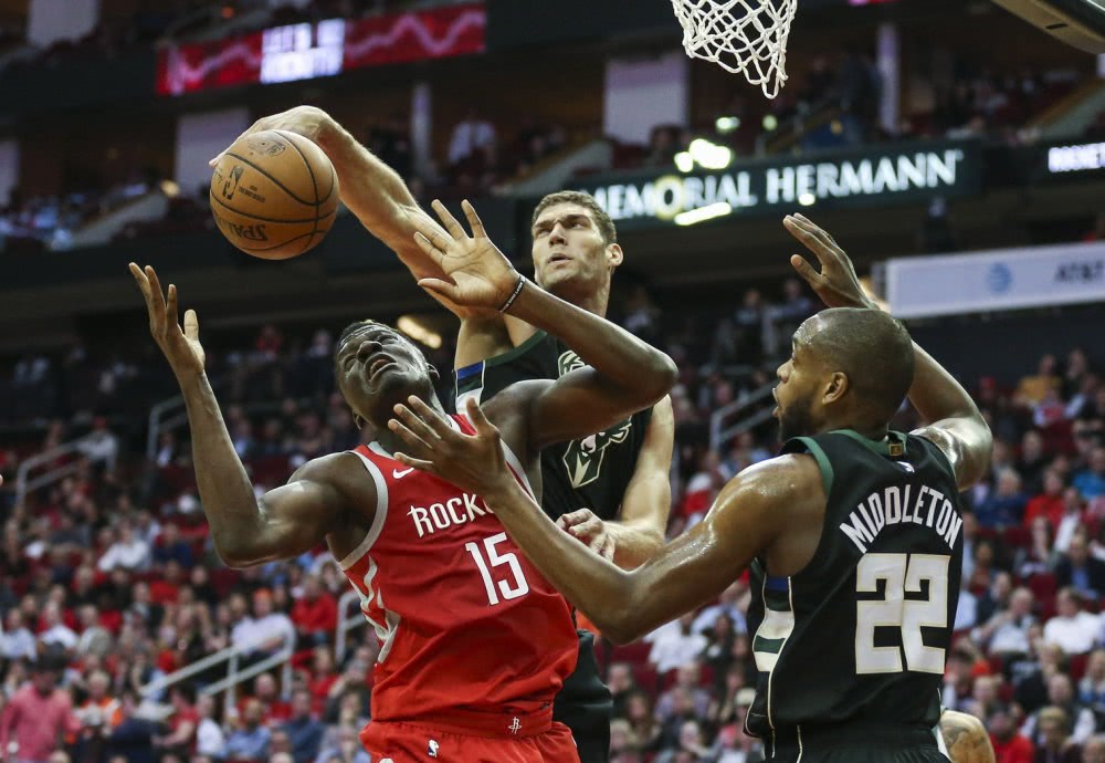  内线巨无霸统治禁区彰显绝对实力