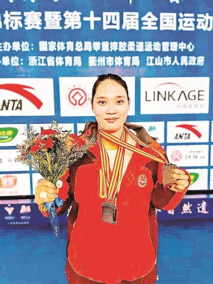  梯队建设见成效，预备队斩获锦标赛